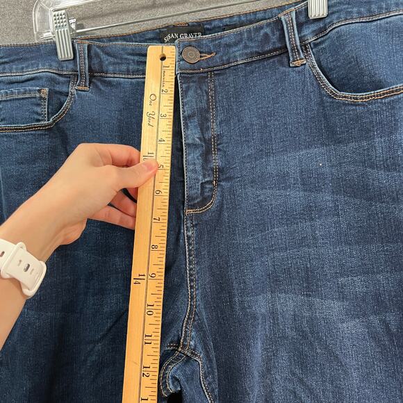 Susan Graver Stretch Denim Girlfriend Jean with Cuff Deep Indigo, Plus Petite 18 - Picture 7 of 10